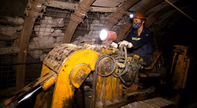 Mô hình thợ đào lò đa năng của than Nam Mẫu đang phát huy hiệu quả