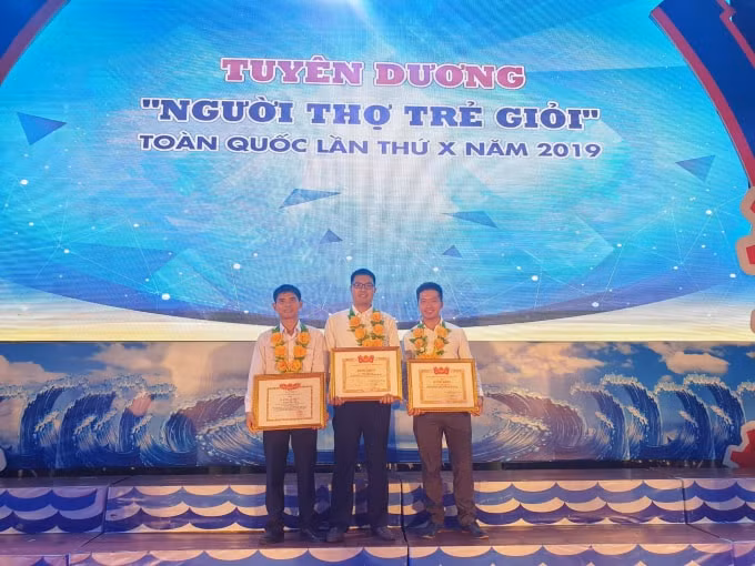 3 kỹ sư trẻ của PVFCCo được vinh danh “Người thợ trẻ giỏi” toàn quốc lần thứ X