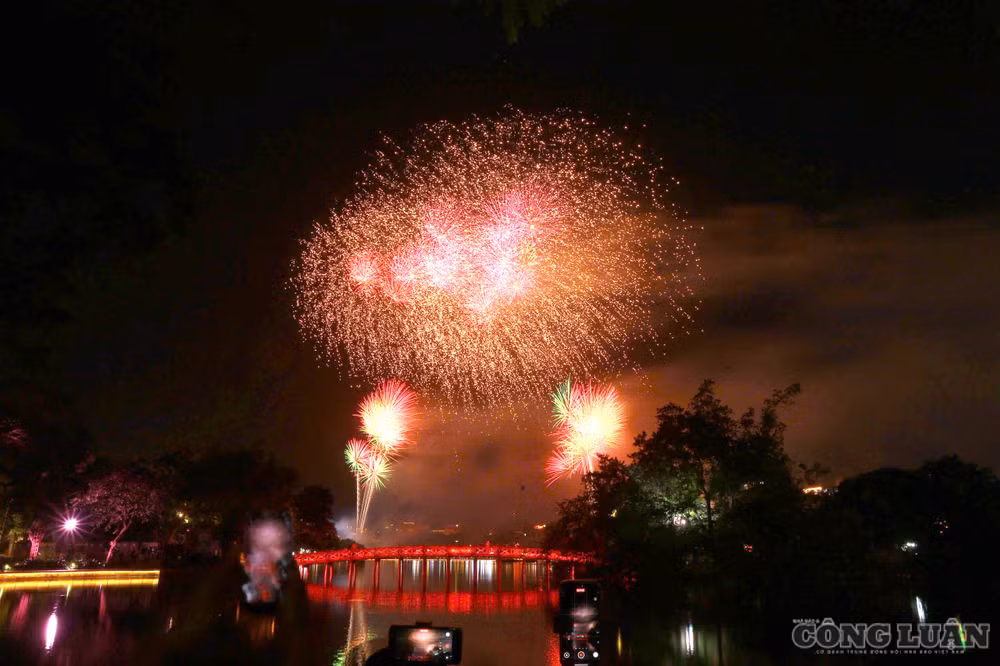 clo_br_z8219608682836-11903adf8fc58d8190a402e3752b2639.jpg