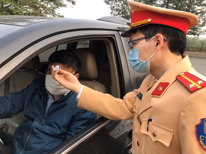 Lực lượng CSGT đã có nhiều thành tích trong thực hiện các chỉ đạo của Chính phủ, Thủ tướng Chính phủ. Đặc biệt là trong công tác phòng chống dịch COVID-19.