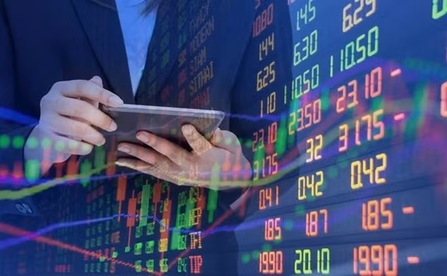 Các mã trụ không đỡ được làn sóng nhà đầu tư chốt lời “ăn Tết”.