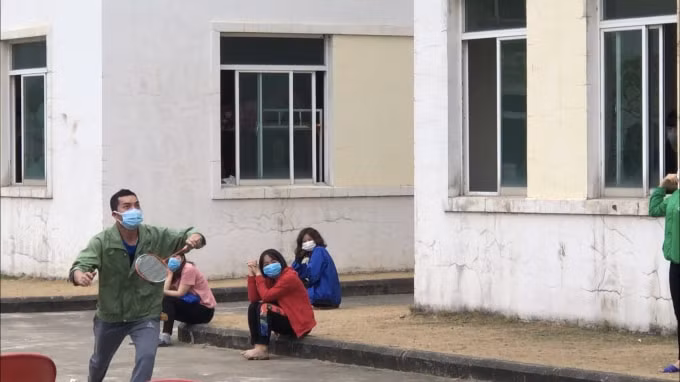 Công nhân Công ty POYUN trong khu cách ly tại Chí Linh, Hải Dương. Ảnh: TL