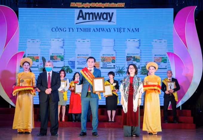 Amway Việt Nam lần thứ 8 vinh dự nhận giải thưởng “Sản phẩm vàng vì sức khỏe cộng đồng”