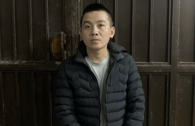 Nguyễn Văn Anh bị bắt giữ tại cơ quan điều tra. Ảnh: dantri.com.vn