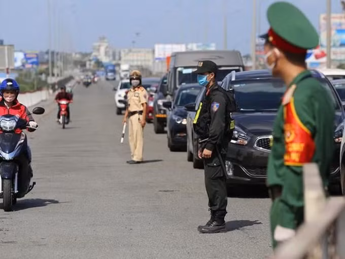 Thành lập 62 chốt Thanh tra giao thông phân luồng Tết Nguyên đán 2021. Ảnh: TL