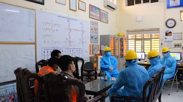 PC Hải Dương thăm trạm 110kV Chí Linh