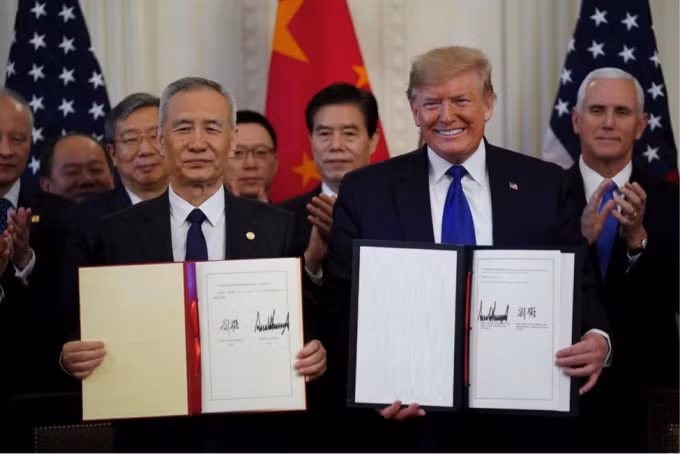 Lễ ký kết thỏa thuận thương mại Mỹ - Trung giai đoạn 1 tại Washington, Mỹ vào tháng 1/2020. Ảnh: Getty