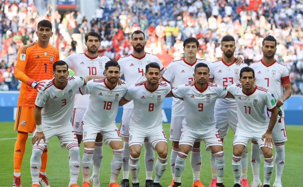 upload.wikimedia.org-wikipedia-commons-9-9e-_iran_vs_morocco_15.jpg