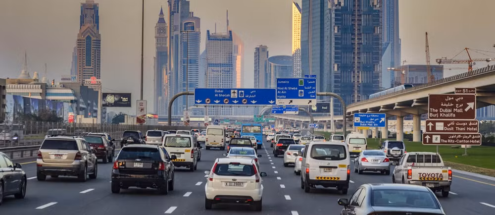 UAE dong bang tai san Iran - Anh 1