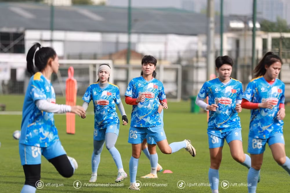 Tuyển nữ Việt Nam