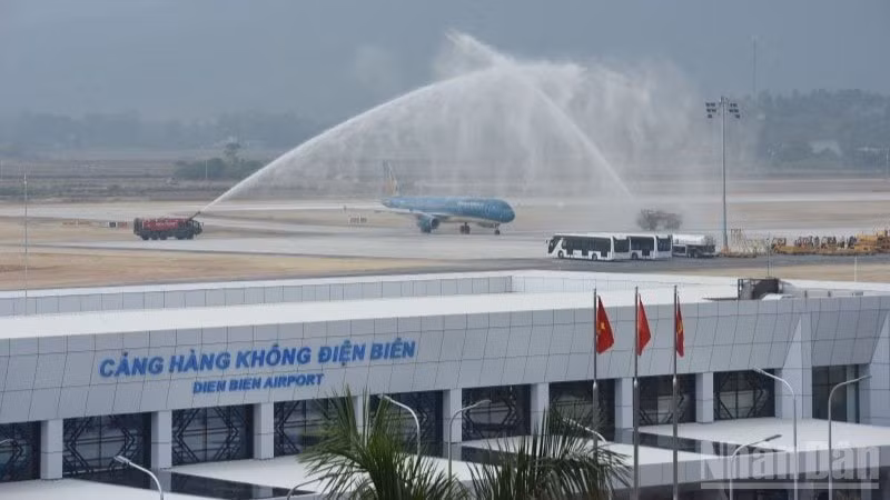 2-viec-tang-tai-dip-cao-diem-tiep-tuc-khang-dinh-vai-tro-hang-hang-khong-quoc-gia-trong-bao-dam-ket-noi-toi-khu-vuc-tay-bac-3929.jpg