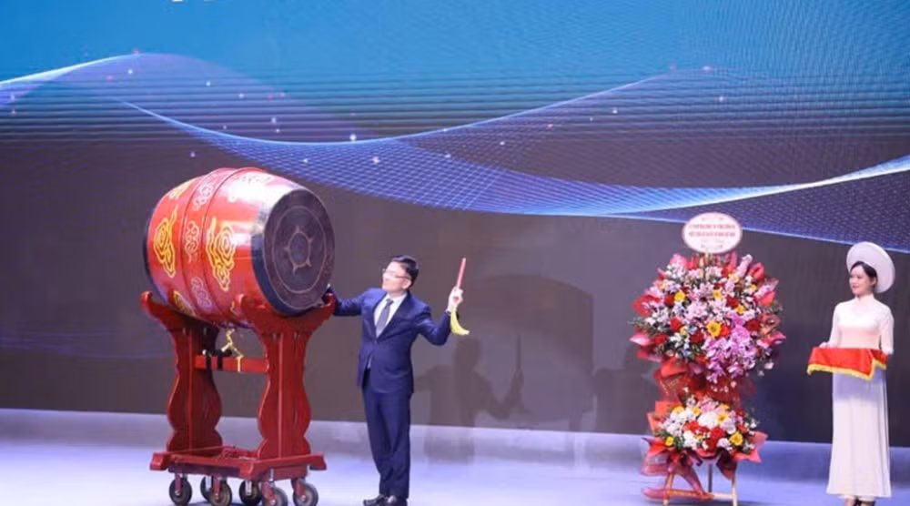 Ảnh màn hình 2026-03-04 lúc 06.42.51