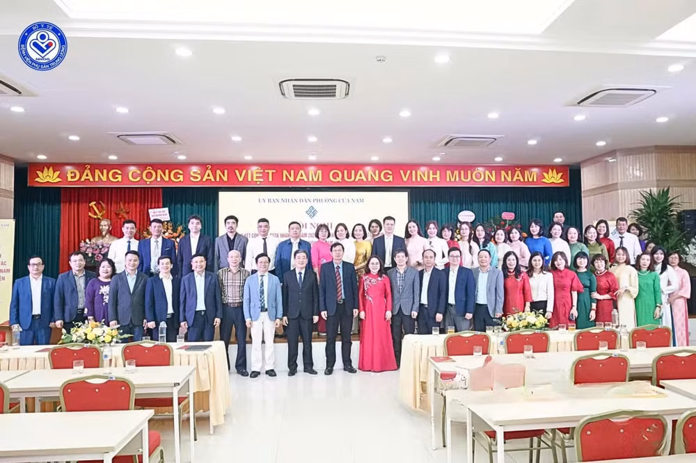 Bệnh viện Phụ Sản Trung ương ký kết phối hợp công tác với UBND phường Cửa Nam