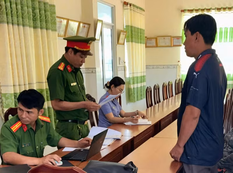 QD khoi to-bao CAND