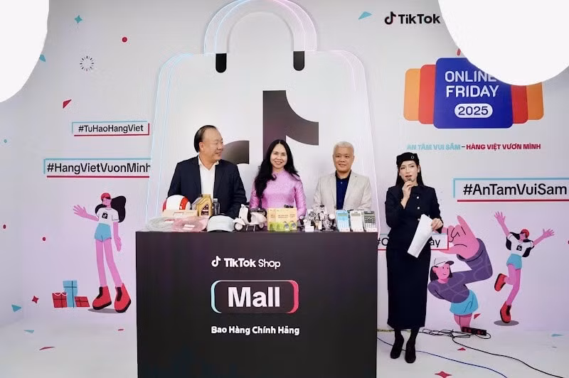 xay-dung-niem-tin-so-online-friday-2025-mo-rong-ket-noi-bao-ve-nguoi-tieu-dung-20251114220343.jpg