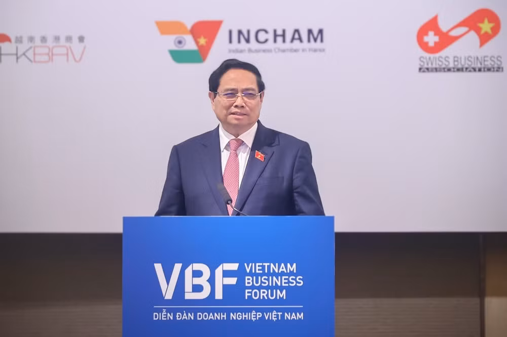 Thủ tướng: Chuyển đổi, tìm kiếm và kiến tạo động lực tăng trưởng mới là khách quan và tất yếu- Ảnh 7.