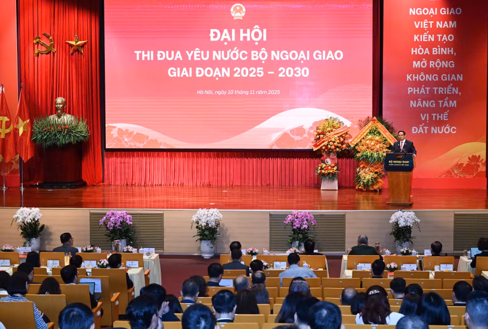 Thủ tướng: Xây dựng nền ngoại giao toàn diện, hiện đại, chuyên nghiệp, mang đậm bản sắc Việt Nam- Ảnh 6.