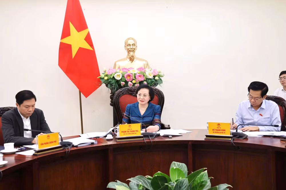 Phó Thủ tướng Phạm Thị Thanh Trà yêu cầu Bộ Nội vụ tăng tốc tiến độ các nhiệm vụ cuối năm- Ảnh 2.