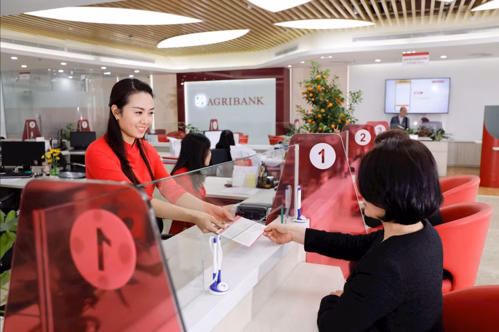 Ảnh tại quầy giao dịch