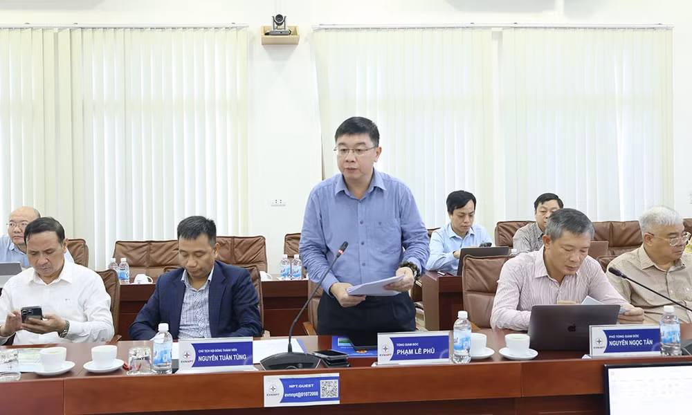 www.npt.com.vn-userfile-images-2025-11-_anh2lamvieccamau11112025-20251111140914051.jpg