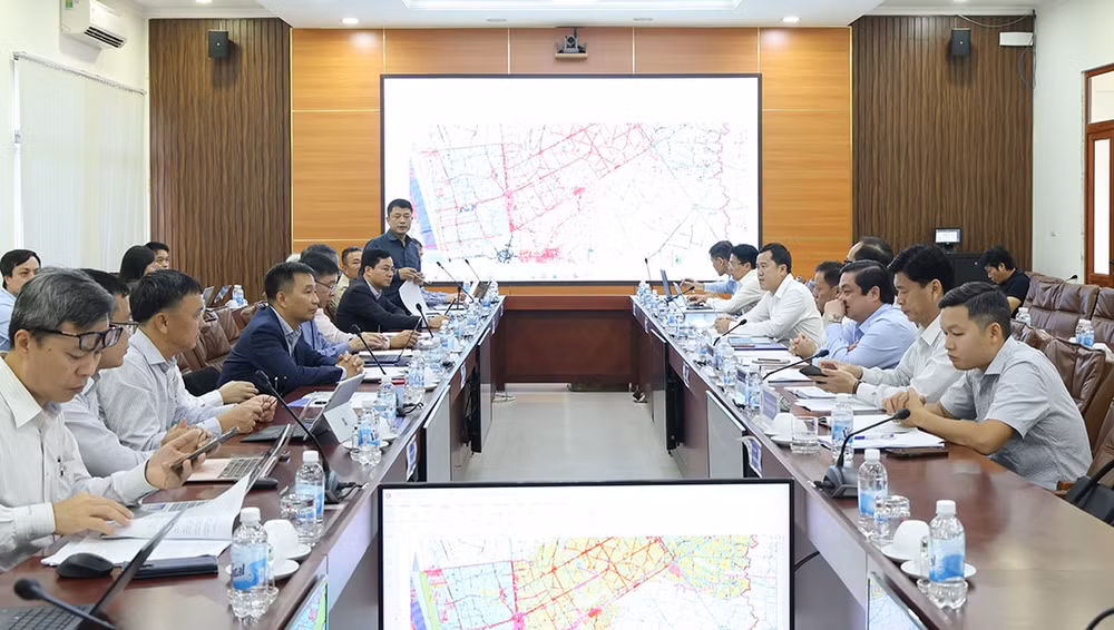 www.npt.com.vn-userfile-images-2025-11-_anh1lamvieccamai11112025-20251111140902931.jpg