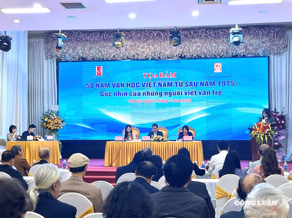 Ảnh màn hình 2025-11-15 lúc 16.12.05
