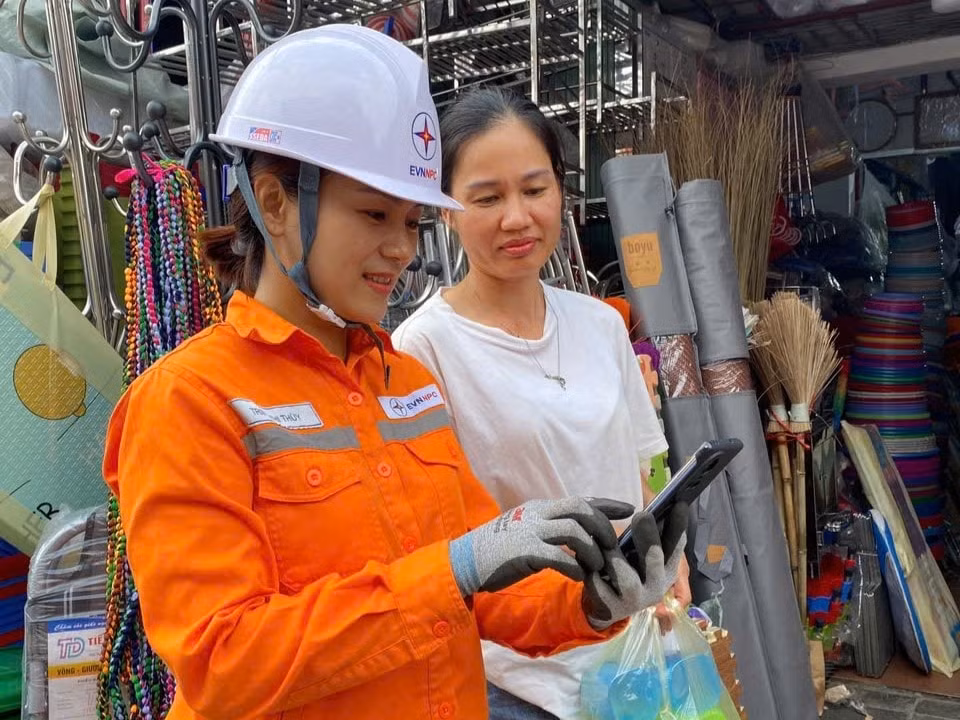 Hướng dẫn khách hàng sử dụng các tính năng trên App của ngành Điện