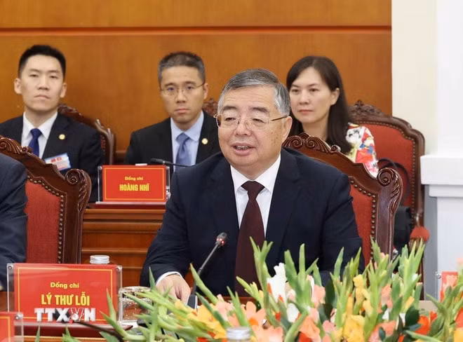 truong-ban-tuyen-giao-va-dan-van-trung-uong-hoi-dam-voi-truong-ban-tuyen-truyen-trung-uong-dang-cong-san-trung-quoc3.jpg