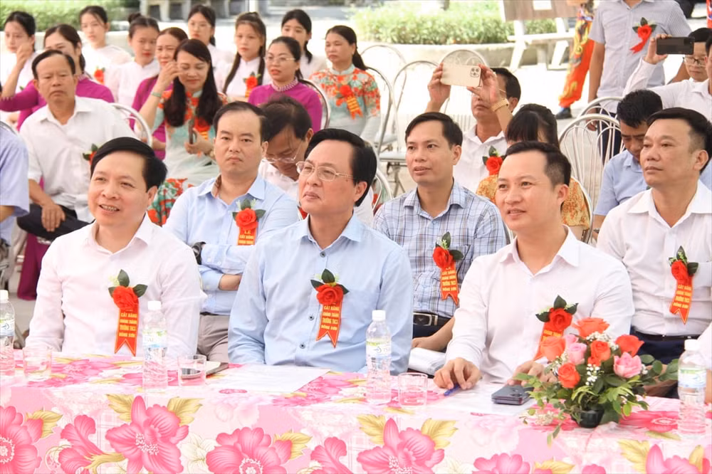 petrovietnam va bsr khanh thanh nha 2 tang 6 phong hoc truong thcs dong son thai binh hinh 1