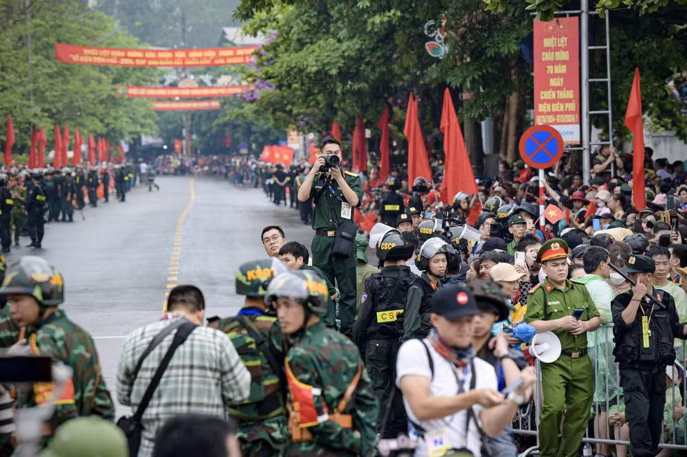 nha bao thieu tuong doan xuan bo tong bien tap bao quan doi nhan dan tinh dang va tinh nhan dan phai hoa quyen nhu hai ma mot hinh 2