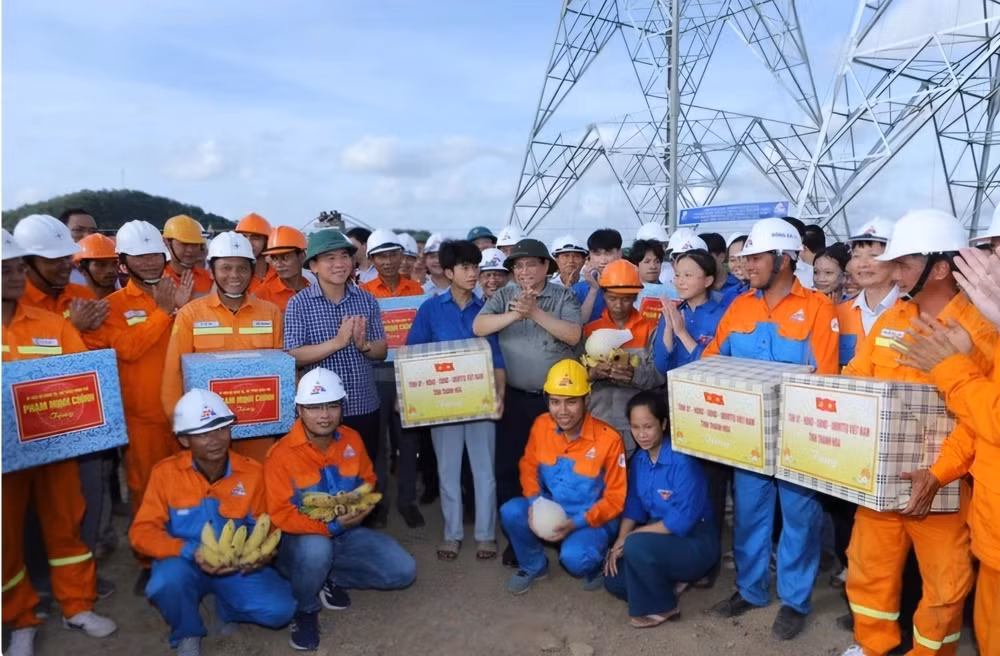 thu tuong pham minh chinh kiem tra don doc du an duong day 500 kv mach 3 hinh 2