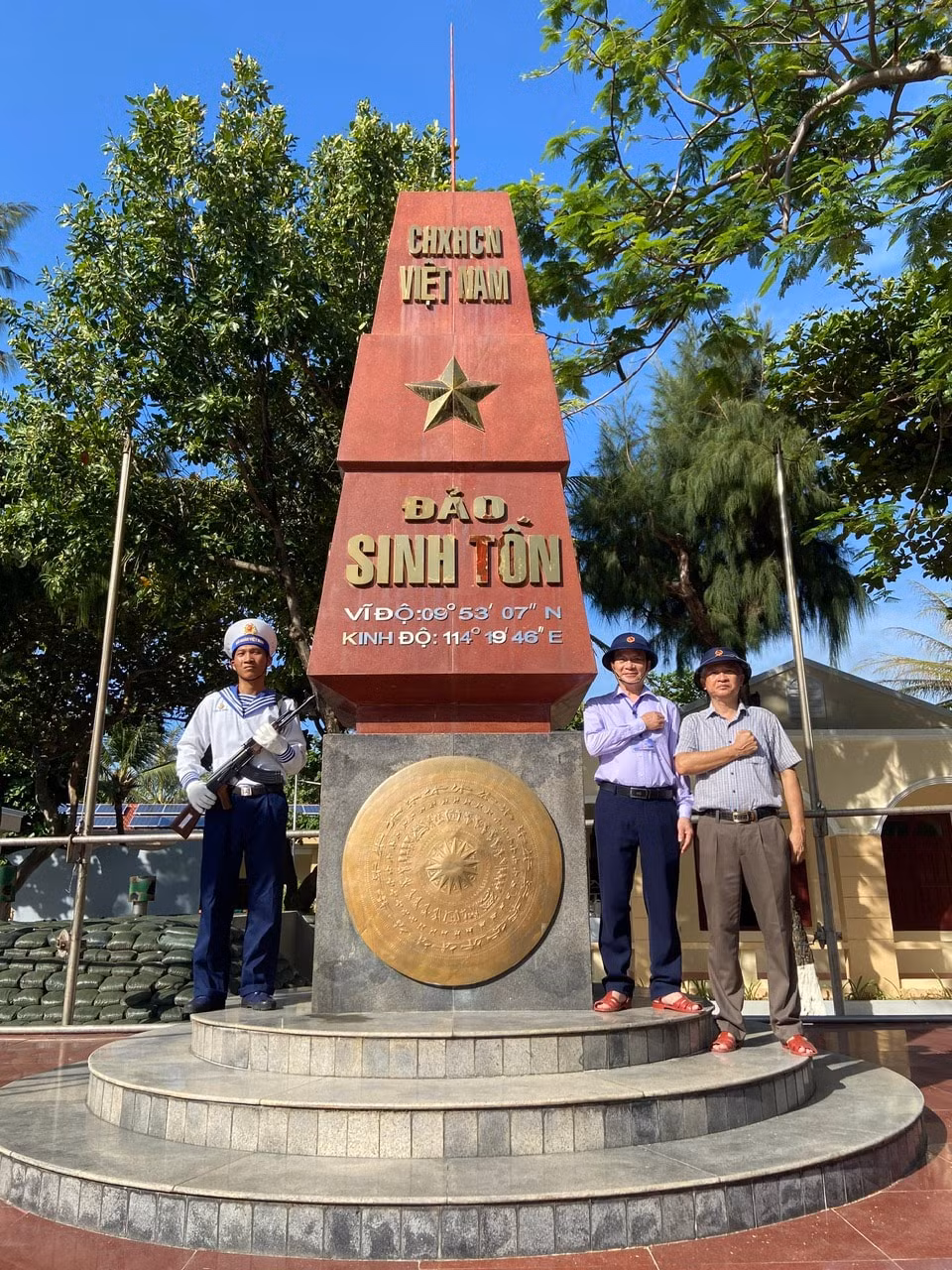 nha bao phong chuong bao nhan dan truong sa moi an tinh con mai hinh 1