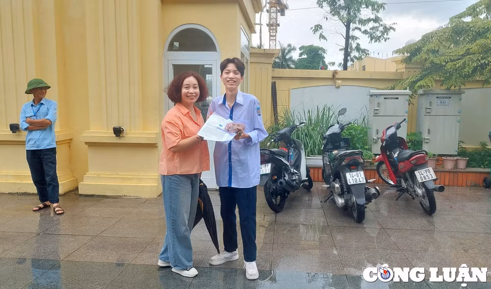 quang ninh gan 18000 thi sinh thi mon dau tien cua ky thi tot nghiep thpt nam 2024 hinh 4