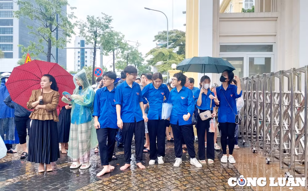 quang ninh gan 18000 thi sinh thi mon dau tien cua ky thi tot nghiep thpt nam 2024 hinh 2