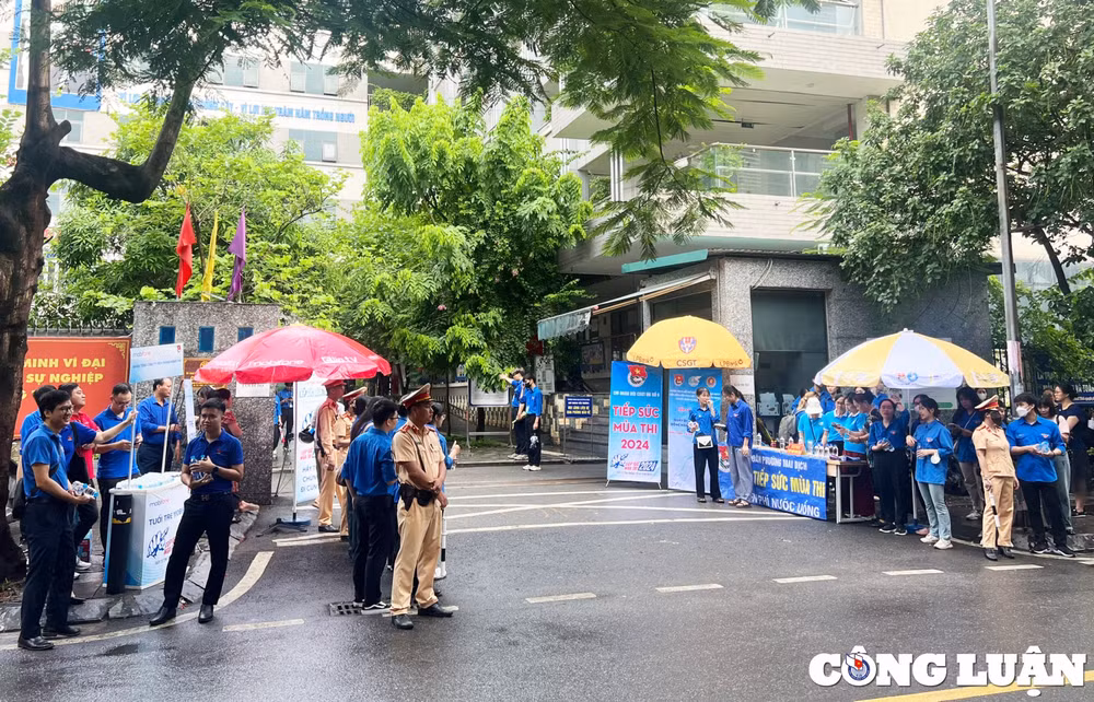 sang 27 6 thi sinh ca nuoc bat dau lam bai thi tot nghiep thpt mon ngu van hinh 1