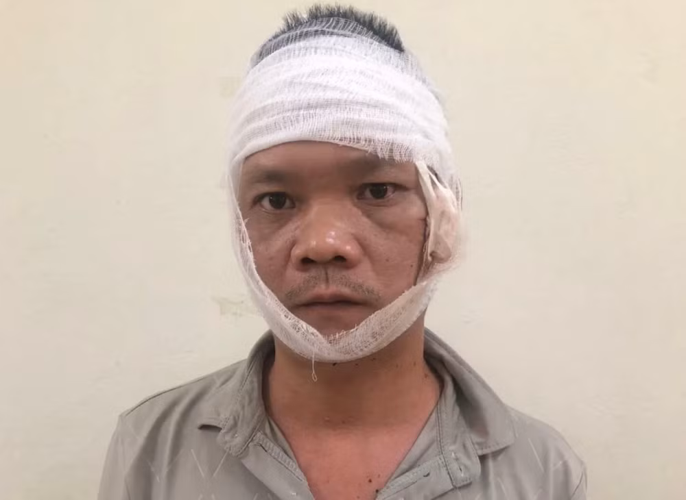 bat nghich tu dung dao quam chem bo de tu vong hinh 1