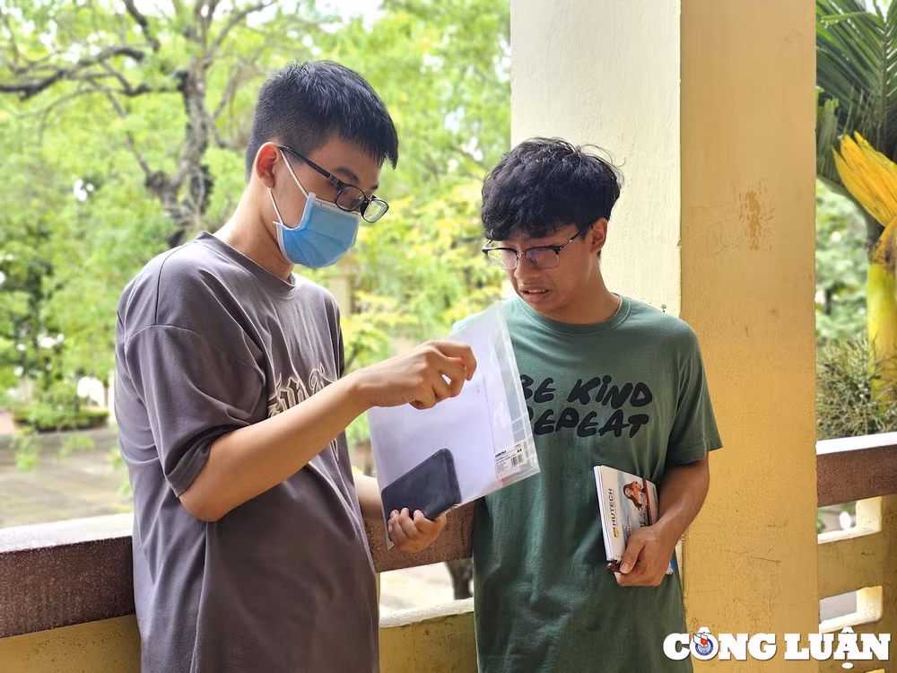 gan 39000 thi sinh tai thanh hoa lam thu tuc du thi ky thi tot nghiep thpt 2024 hinh 15