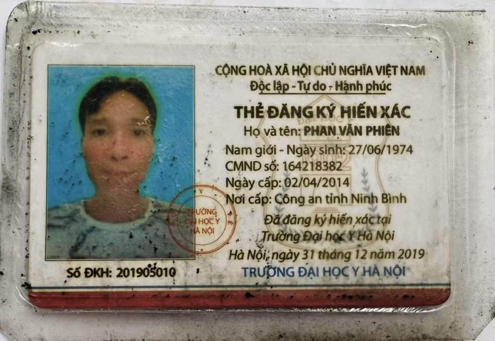 nguoi dan ong 50 tuoi o ninh binh hien xac cho y hoc hinh 2
