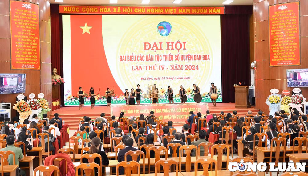 gia lai huyen dak doa phan dau giam ty le ho ngheo tu 2 3 nam hinh 1