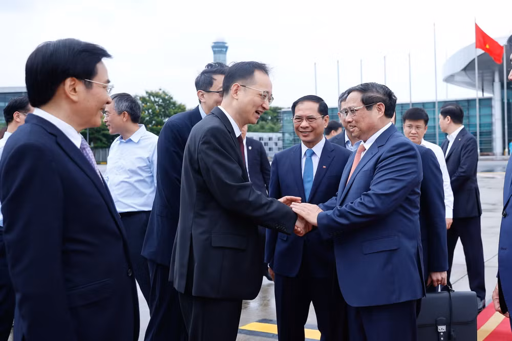 thu tuong pham minh chinh len duong du hoi nghi cua dien dan kinh te the gioi va lam viec tai trung quoc hinh 3