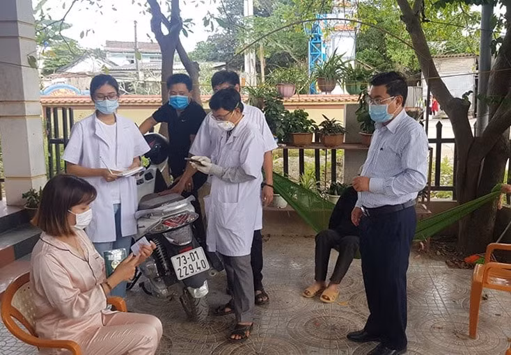trung tam y te huyen tuyen hoa diem sang trong cong tac cham soc suc khoe ban dau cho nhan dan hinh 4