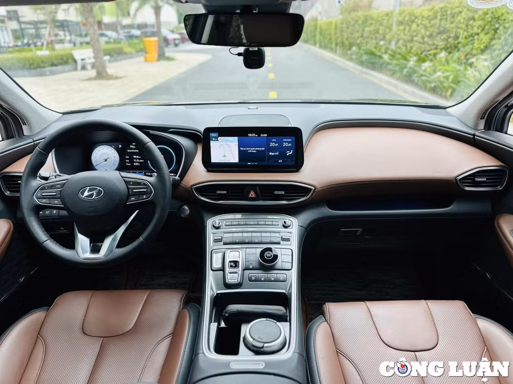 gia xe hyundai santa fe thang 6 2024 giam khong phanh dau voi toyota fortuner hinh 3