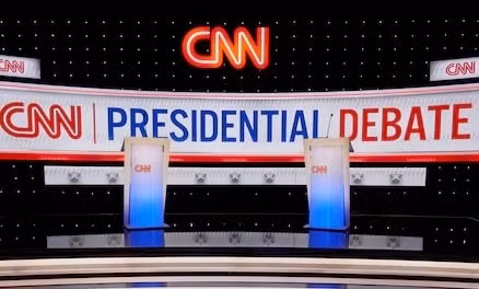 cnn cam nhom phong vien nha trang vao phong tranh luan hinh 1