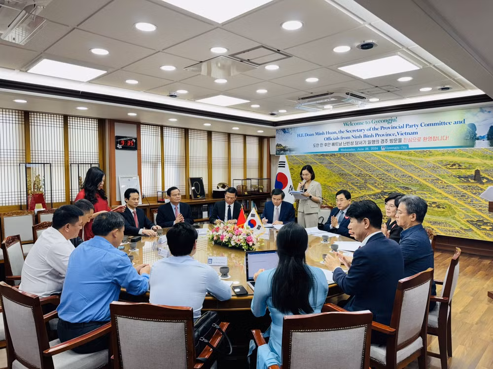 nang tam moi quan he giua ninh binh voi cac dia phuong va cac doanh nghiep han quoc hinh 2