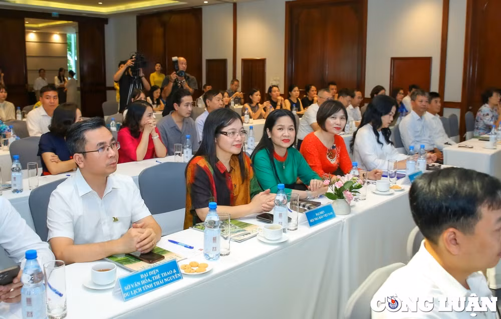 tap chi heritage cau noi van hoa gioi thieu di san van hoa phong phu cua viet nam hinh 4