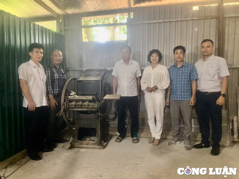 bao tang bao chi viet nam tiep nhan hien vat quy tai tinh tuyen quang hinh 1