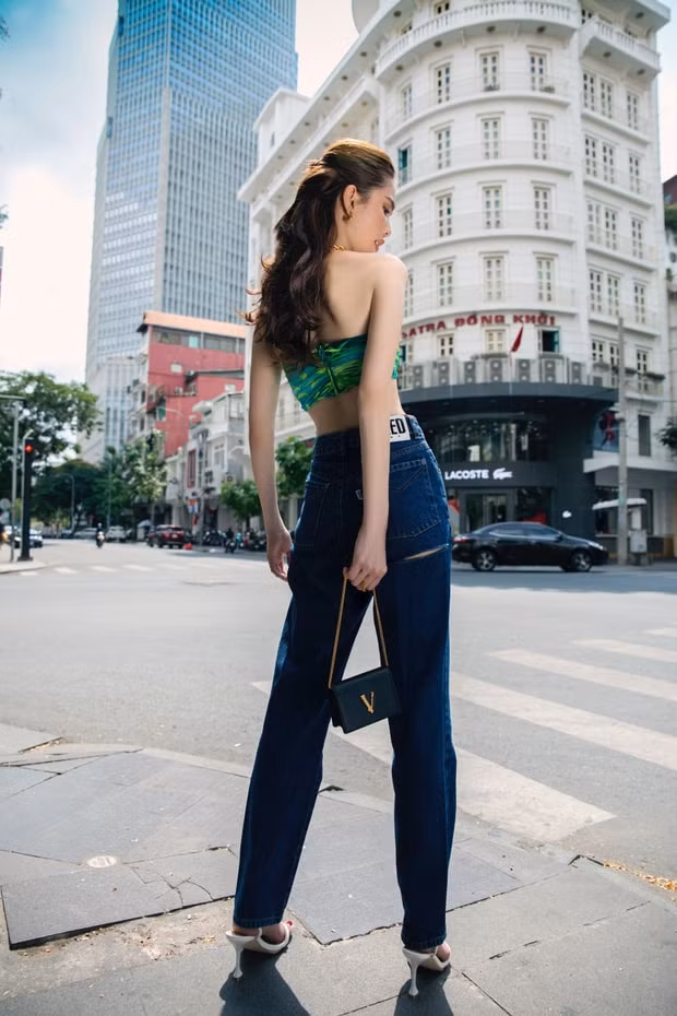 "Sóng gió" thị phi không làm ảnh hưởng đến cuộc sống của Ngọc Trinh.