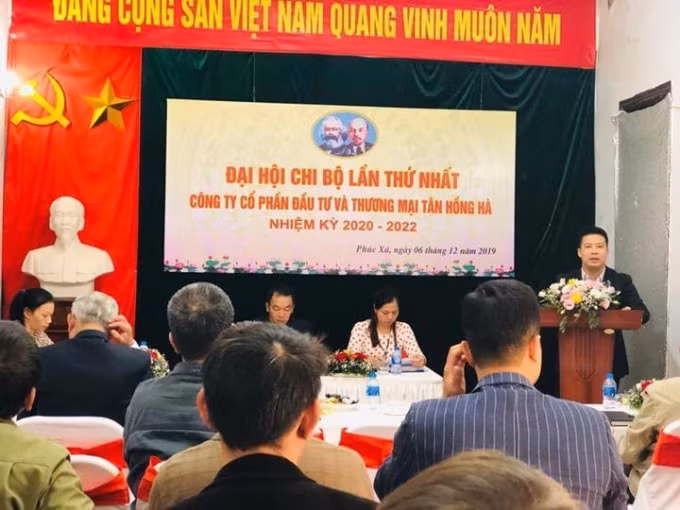 Ban Giám đốc công ty đã phối hợp với Đảng ủy khối Doanh nghiệp và Liên đoàn lao động quận thành lập tổ chức Chi bộ Đảng và tổ chức Công đoàn cơ sở.
