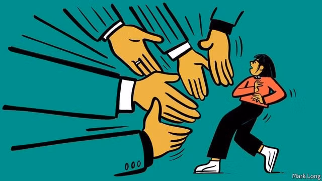 Từ chối việc làm tại Nhật thật khó. Ảnh: Mark Long/Economist