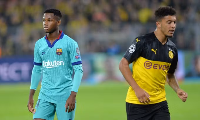 Dortmund nhắm “thần đồng” của Barcelona để thay thế Jadon Sancho. Ảnh: ESPN